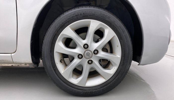 2015 Nissan Micra XV CVT, Petrol, Automatic, 47,617 km, Right Front Wheel