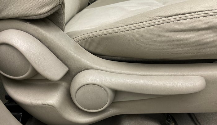 2015 Nissan Micra XV CVT, Petrol, Automatic, 47,617 km, Driver Side Adjustment Panel