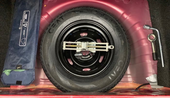 2017 Datsun Redi Go S 1.0, Petrol, Manual, 9,213 km, Spare Tyre