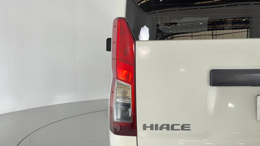 2020 Toyota Hiace Lwb, Automatic, 100353 km, Badge (Boot Left Side)