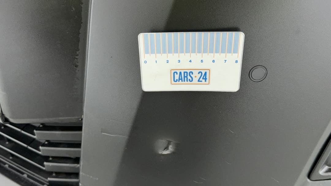 2020 Toyota Hiace Lwb, Automatic, 100353 km, Bumper Front Dent