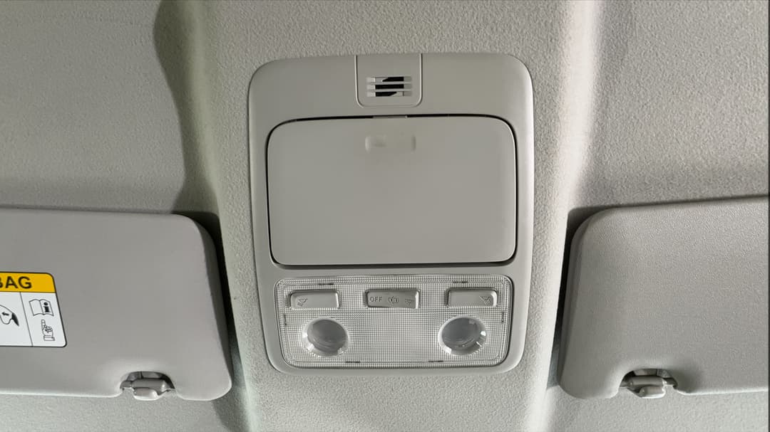 2020 Toyota Hiace Lwb, Automatic, 100353 km, On-Roof Controls/Sunglass holder