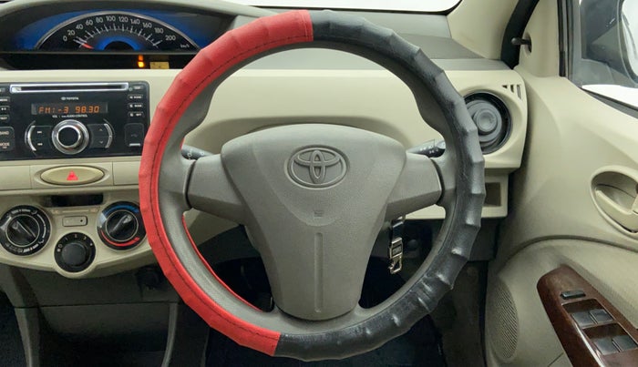 2014 Toyota Etios Liva D 4D GD, Diesel, Manual, 1,66,941 km, Steering Wheel Close Up