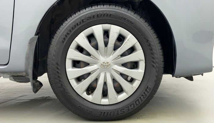 2014 Toyota Etios Liva D 4D GD, Diesel, Manual, 1,66,941 km, Right Front Wheel