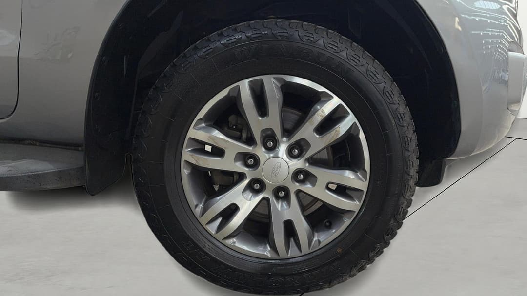 2016 Ford Everest Trend (RWD), Automatic, 105335 km, Right Front Wheel