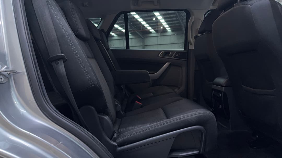 2016 Ford Everest Trend (RWD), Automatic, 105335 km, Right Side Rear Door Cabin View