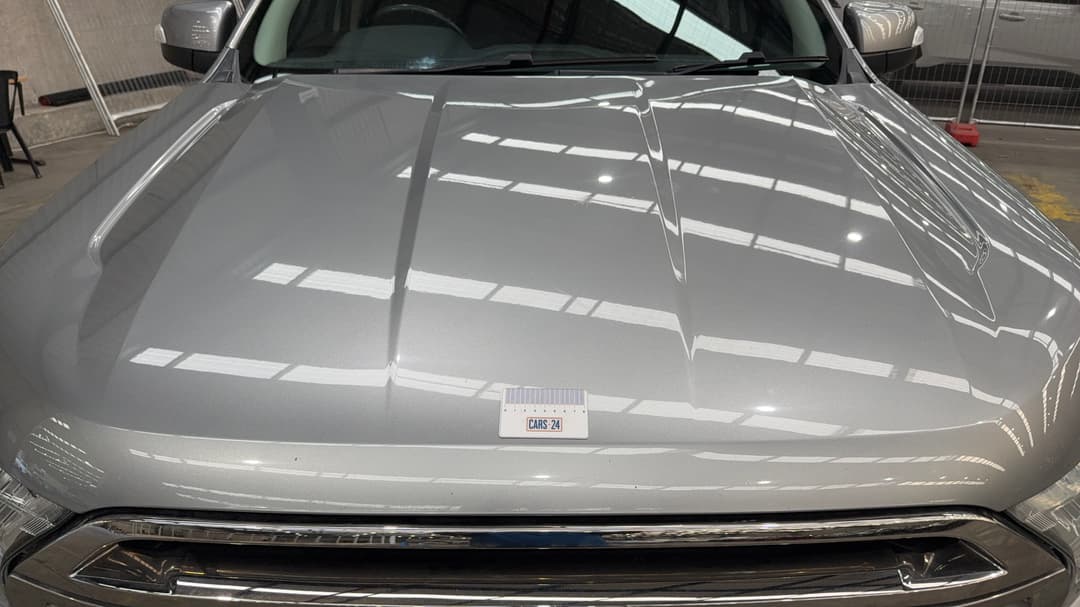 2016 Ford Everest Trend (RWD), Automatic, 105335 km, Bonnet Chip