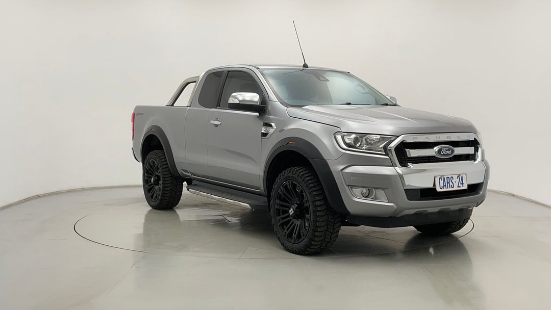 Right Front Diagonal (45- Degree) View