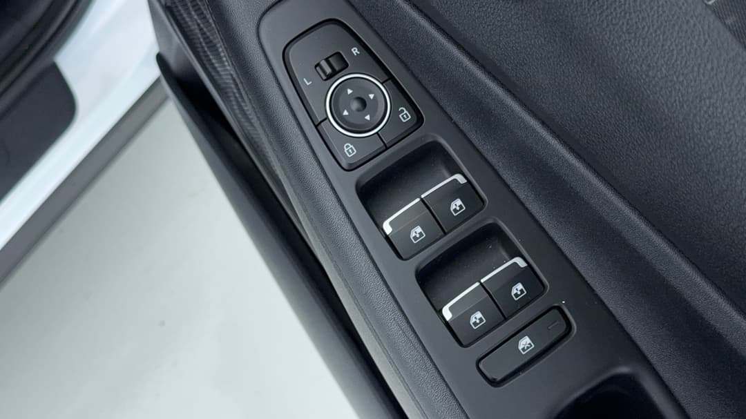 2023 Hyundai Santa Fe Mpi (2WD), Automatic, 39306 km, Drivers Side Door Panel Controls