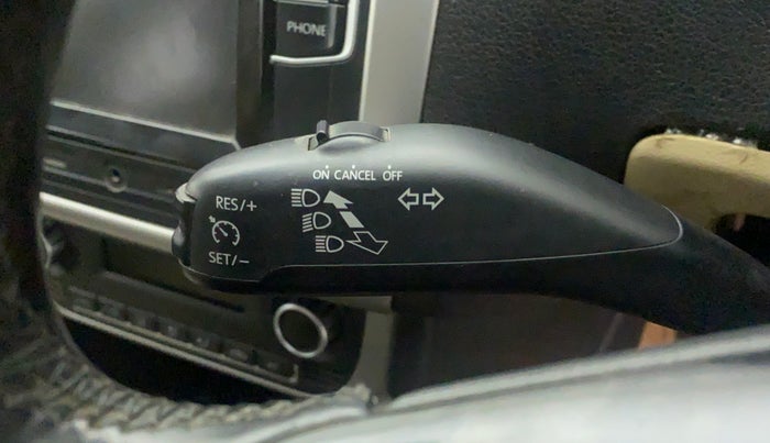 2016 Volkswagen Ameo HIGHLINE 1.2, Petrol, Manual, 64,500 km, Adaptive Cruise Control