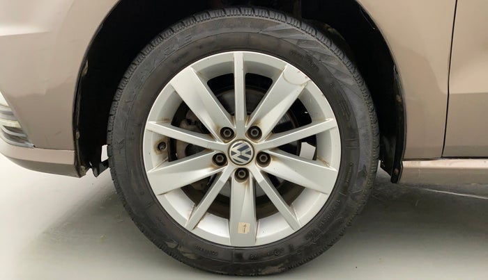 2016 Volkswagen Ameo HIGHLINE 1.2, Petrol, Manual, 64,500 km, Left Front Wheel