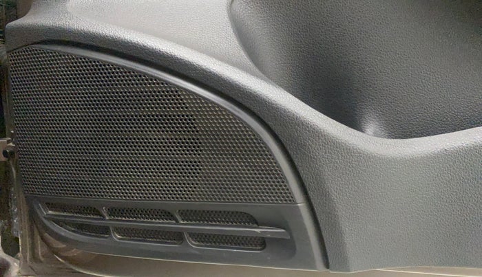 2016 Volkswagen Ameo HIGHLINE 1.2, Petrol, Manual, 64,500 km, Speaker