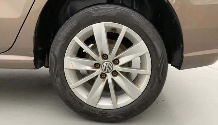2016 Volkswagen Ameo HIGHLINE 1.2, Petrol, Manual, 64,500 km, Left Rear Wheel
