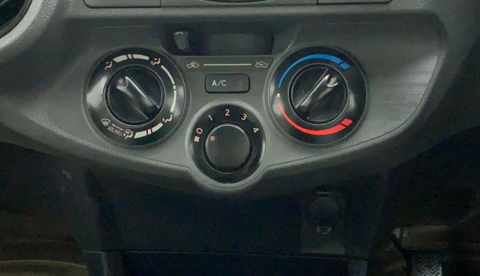 2013 Toyota Etios Liva G, Petrol, Manual, 58,634 km, Dashboard - Air Re-circulation knob is not working