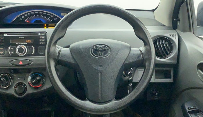 2013 Toyota Etios Liva G, Petrol, Manual, 58,634 km, Steering Wheel Close Up