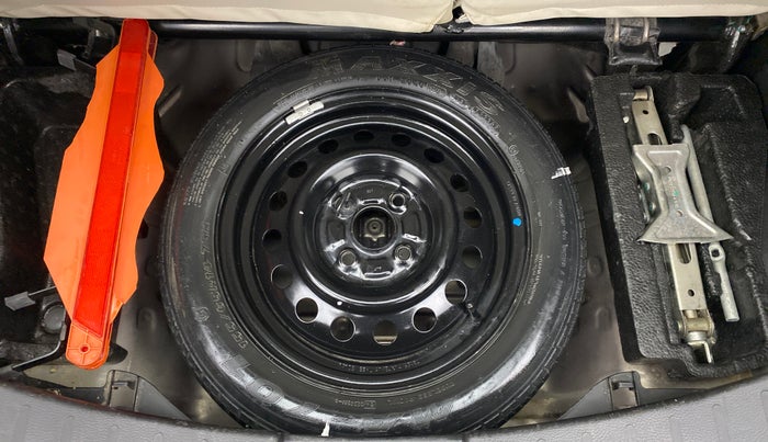 2017 Maruti Wagon R 1.0 VXI+ (O) MT, Petrol, Manual, 37,919 km, Spare Tyre