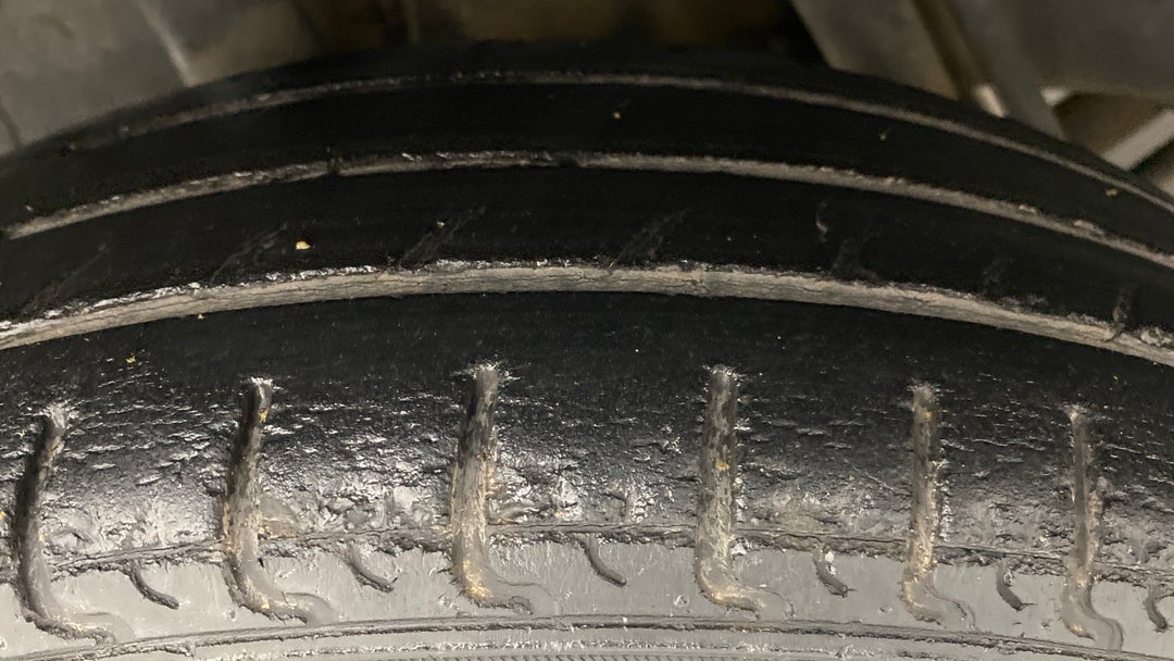 Right Rear Tyre Tread