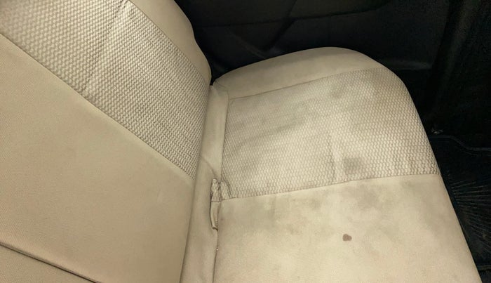 2015 Maruti Wagon R 1.0 LXI, Petrol, Manual, 20,290 km, Second-row left seat - Cover slightly stained