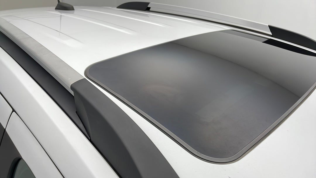 2018 Holden Trax Ltz, Automatic, 116874 km, Roof/Sunroof View