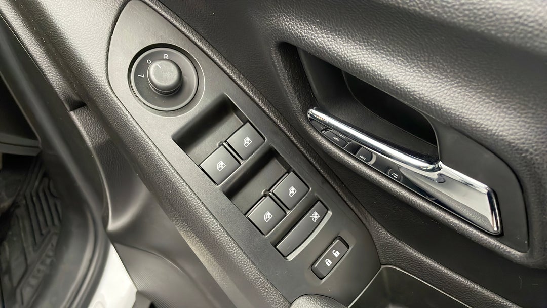 2018 Holden Trax Ltz, Automatic, 116874 km, Drivers Side Door Panel Controls