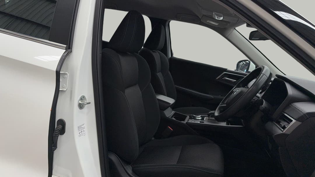 2024 Mitsubishi Outlander Es 5 Seat (2WD), Automatic, 58041 km, Right Side Front Door Cabin View