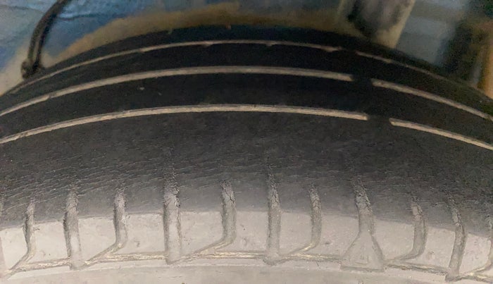 2016 Maruti Celerio ZXI AMT, Petrol, Automatic, 47,383 km, Left Rear Tyre Tread