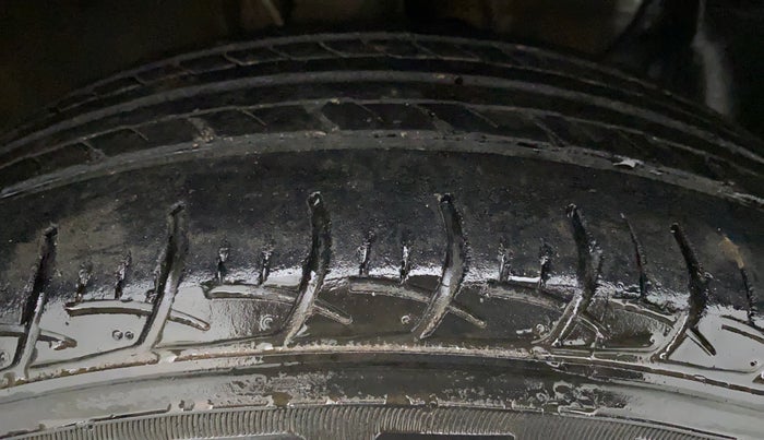 2018 Hyundai Elite i20 ASTA 1.2, Petrol, Manual, 43,395 km, Right Front Tyre Tread