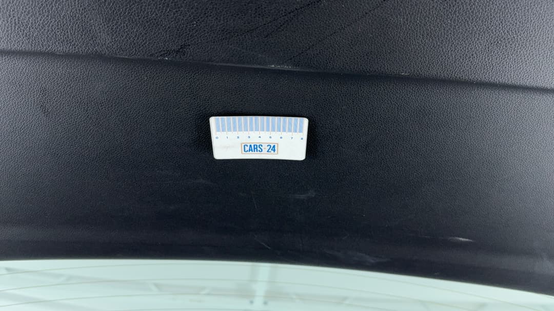 2024 Kia Carnival Gt-line, Automatic, 22393 km, Boot Interior Scratch
