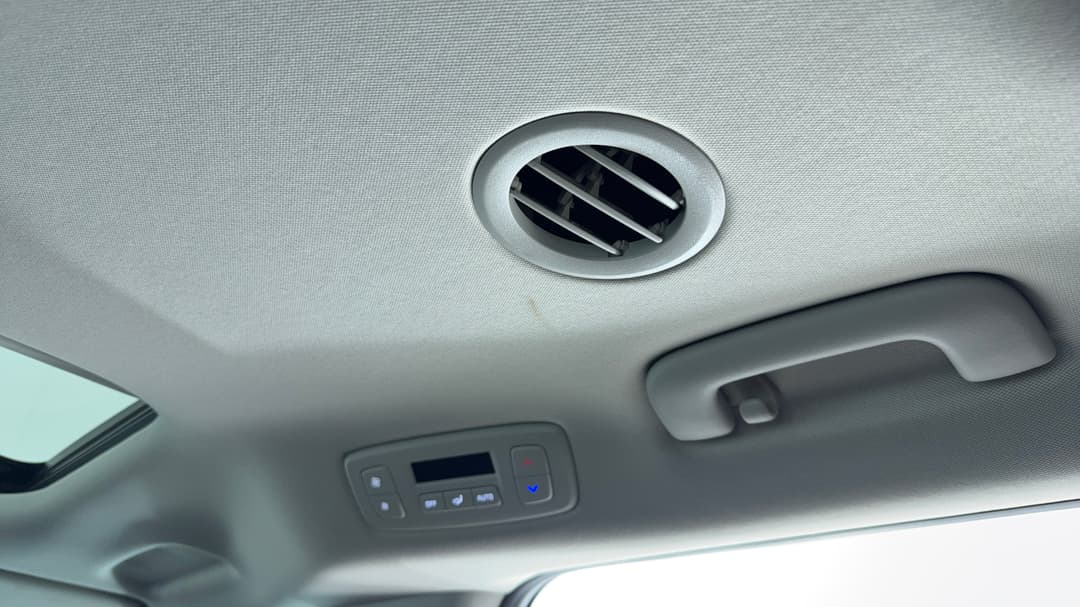2024 Kia Carnival Gt-line, Automatic, 22393 km, Rear A/C Vent