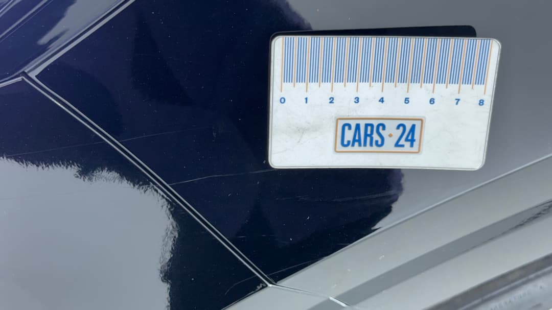 2024 Kia Carnival Gt-line, Automatic, 22393 km, Quarter Panel Front LHS Guard Scratch