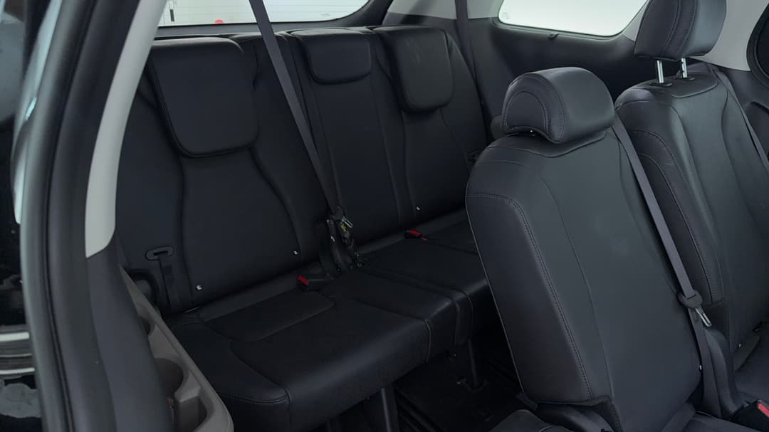 2024 Kia Carnival Gt-line, Automatic, 22393 km, Third Row Seats