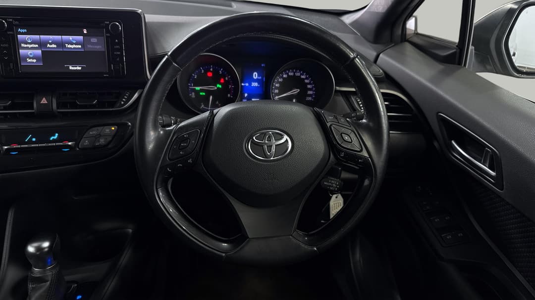 2018 Toyota C-HR (2WD), Automatic, 78922 km, Steering Wheel Close-up