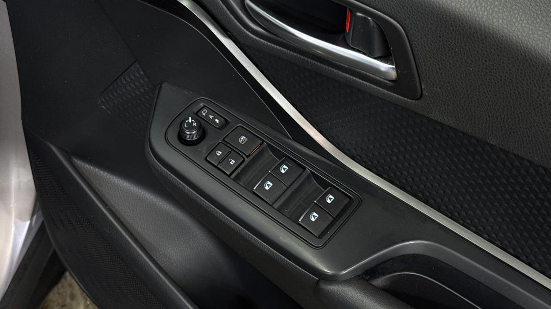 2018 Toyota C-HR (2WD), Automatic, 78922 km, Drivers Side Door Panel Controls