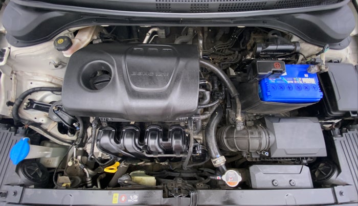 2018 Hyundai Verna 1.6 SX VTVT AT (O), Petrol, Automatic, 17,496 km, Engine Bonet View