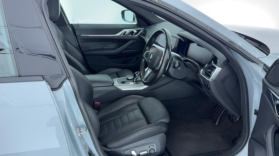 2022 BMW 4 30i M Sport Gran Coupe, Automatic, 75167 km, Right Side Front Door Cabin View