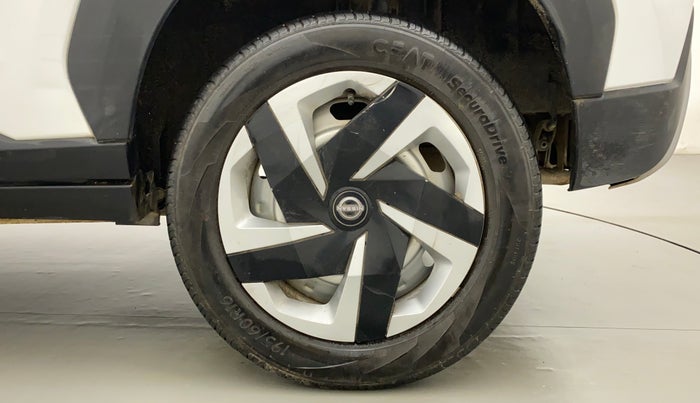 2022 Nissan MAGNITE XE, Petrol, Manual, 19,864 km, Left Rear Wheel