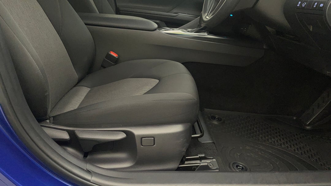 2020 Toyota Camry Ascent Hybrid, Automatic, 58393 km, Drivers Side Adjustment Panel