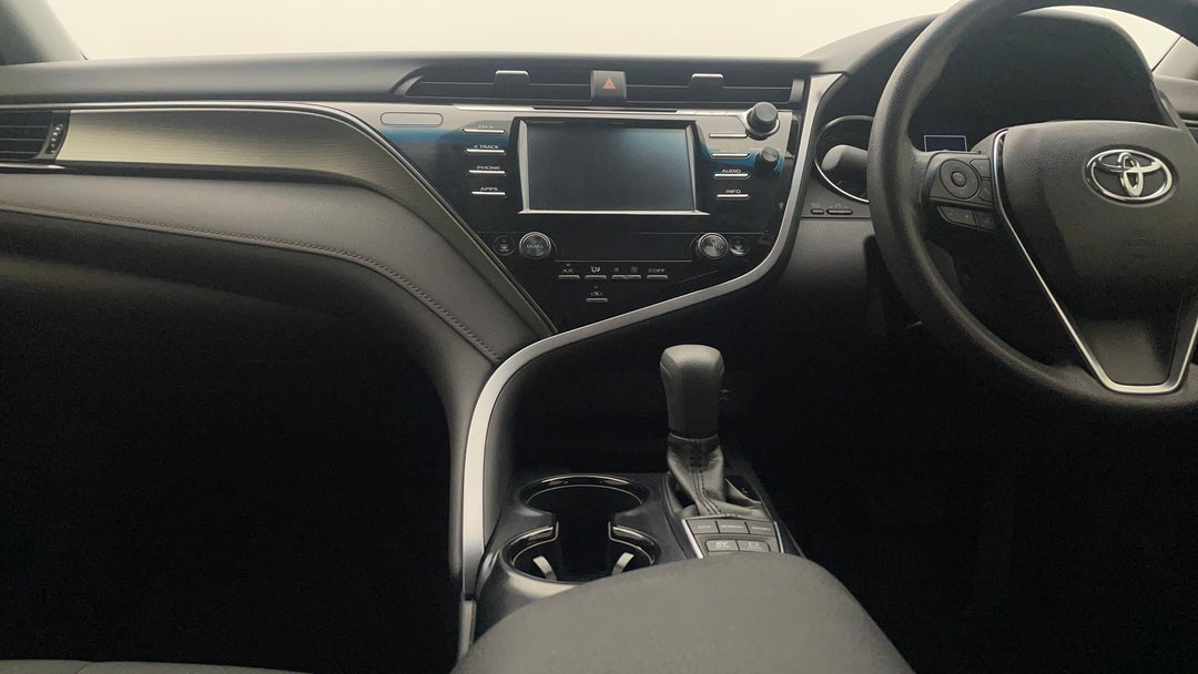 2020 Toyota Camry Ascent Hybrid, Automatic, 58393 km, Center Console