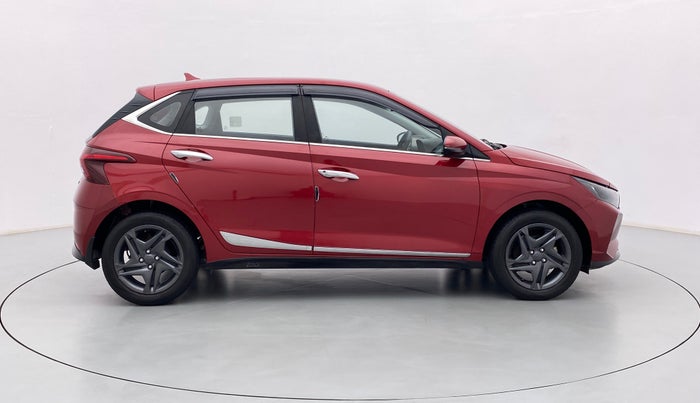 2021 Hyundai NEW I20 SPORTZ 1.2 MT, Petrol, Manual, 31,677 km, Right Side View