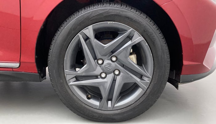 2021 Hyundai NEW I20 SPORTZ 1.2 MT, Petrol, Manual, 31,677 km, Right Front Wheel