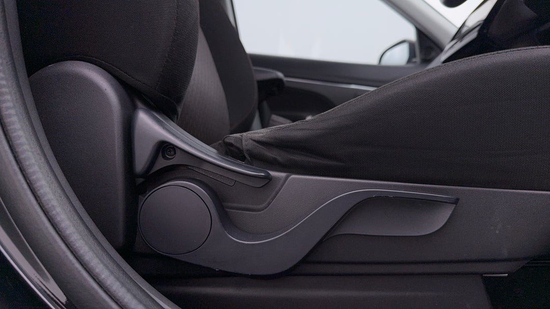 2018 Mitsubishi ASX Ls (2WD), Automatic, 103899 km, Drivers Side Adjustment Panel