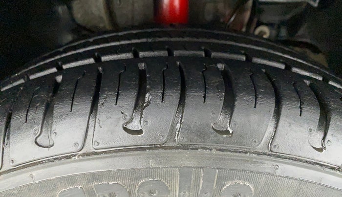 2018 Tata TIAGO NRG PETROL, CNG, Manual, 25,907 km, Right Front Tyre Tread