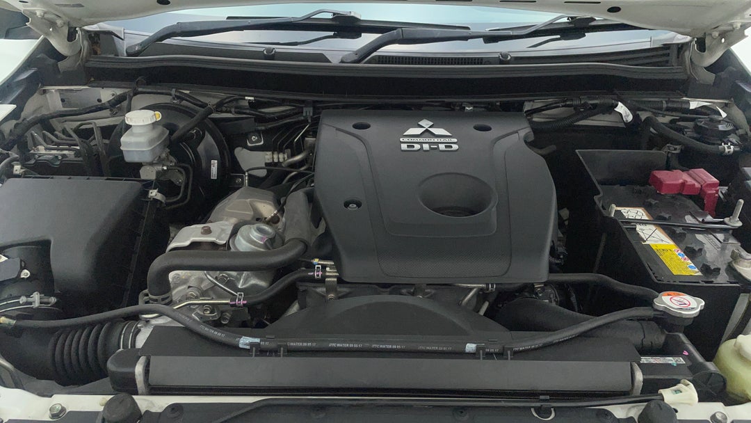 Open Bonnet (Engine)