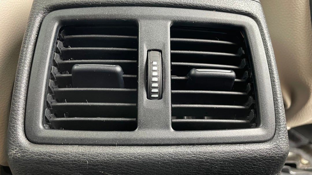 Rear A/C Vent