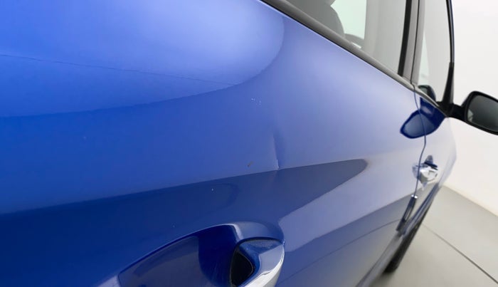 2017 Hyundai Elite i20 ASTA 1.2 (O), Petrol, Manual, 1,46,066 km, Right rear door - Slightly dented