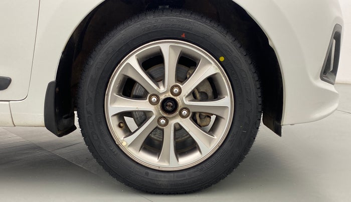 2016 Hyundai Grand i10 ASTA 1.2 (O) VTVT, Petrol, Manual, 91,570 km, Right Front Wheel