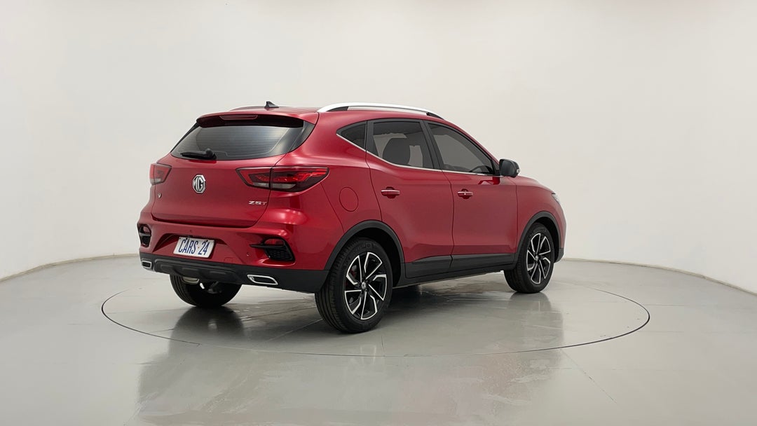 Right Back Diagonal (45- Degree) View