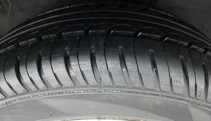 2011 Hyundai i20 ASTA 1.2, Petrol, Manual, 94,776 km, Right Rear Tyre Tread