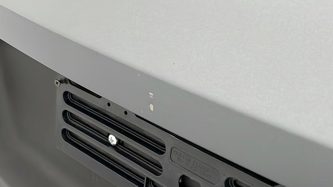 Boot / Tailgate Boot Lid Chip