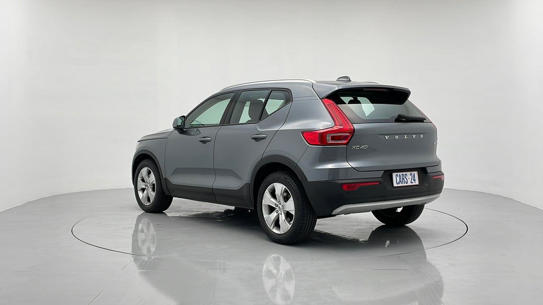 Left Back Diagonal (45- Degree) View